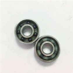 Inline skate wheel with ABEC-7 inline skate bearings ceramic bearing